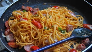 pasta salsiccia e pomodorini