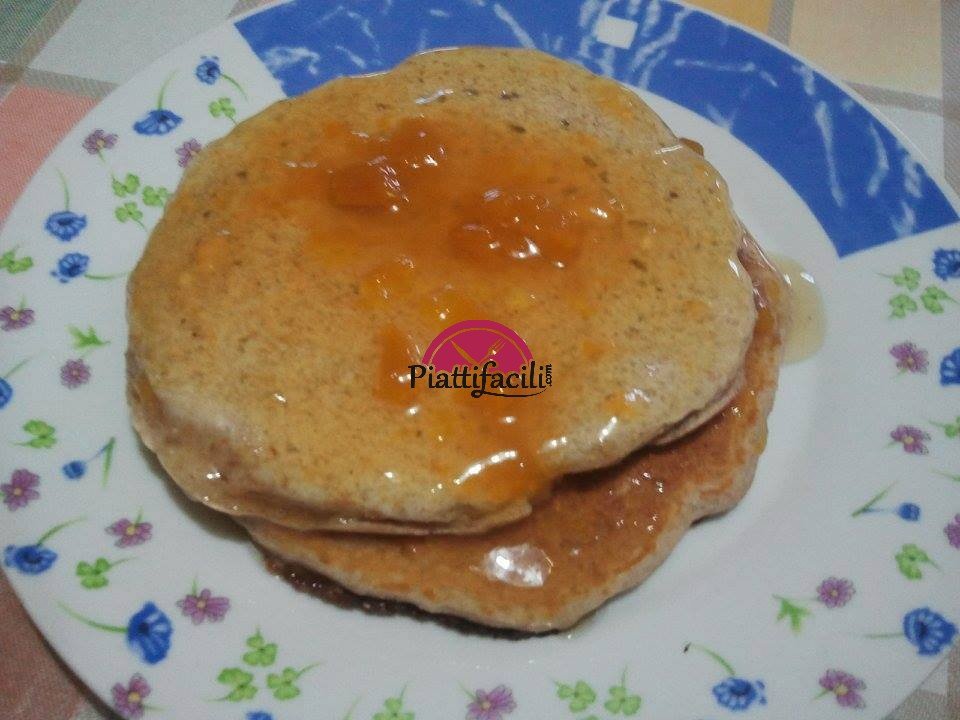 Pancake con albumi e farina integrale : ricetta fit proteica