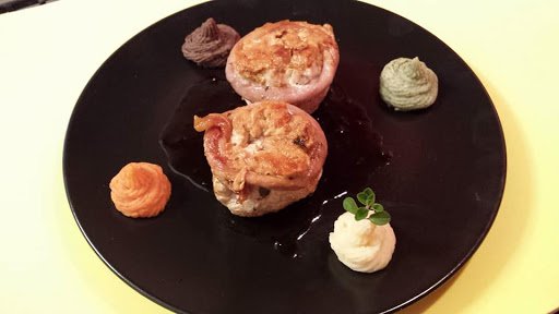 Fagottini di vitello ripieni di pasta di salame