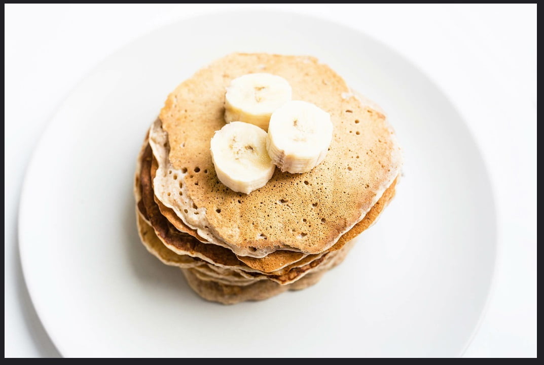 Pancake con farina integrale e latte senza lattosio