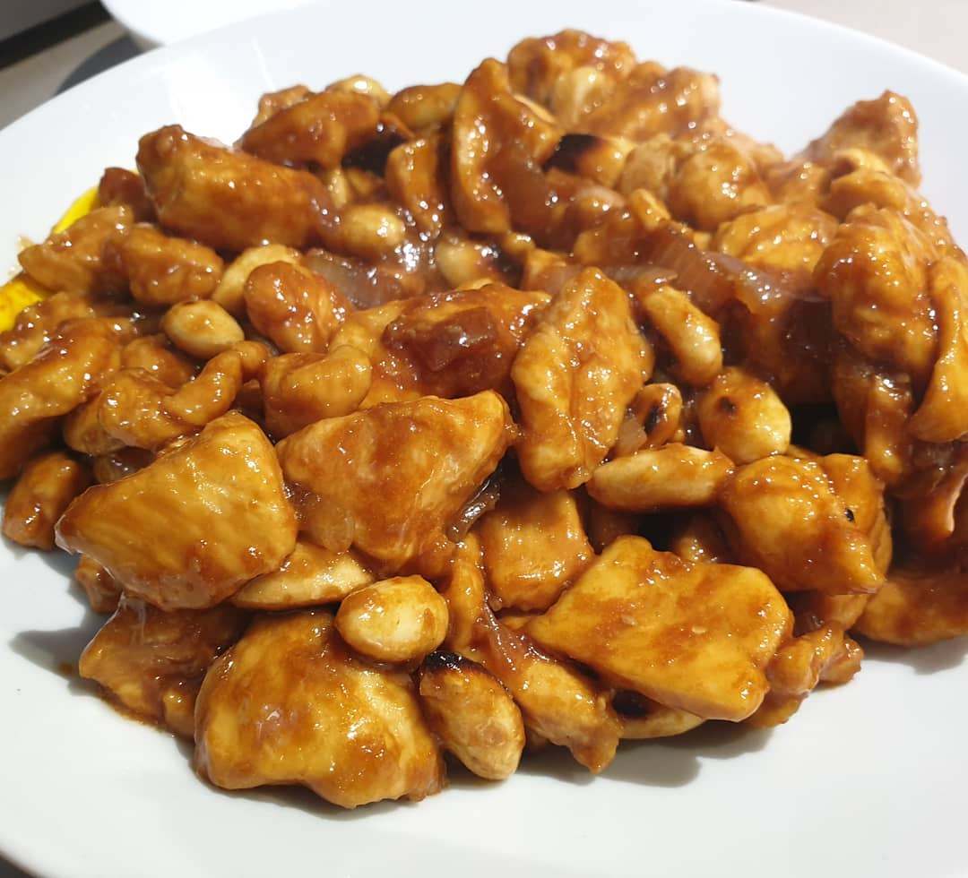 Pollo alle mandorle : come si fa e cosa ci vuole