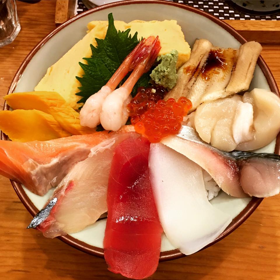 Kaisen-don, frutti di mare e riso