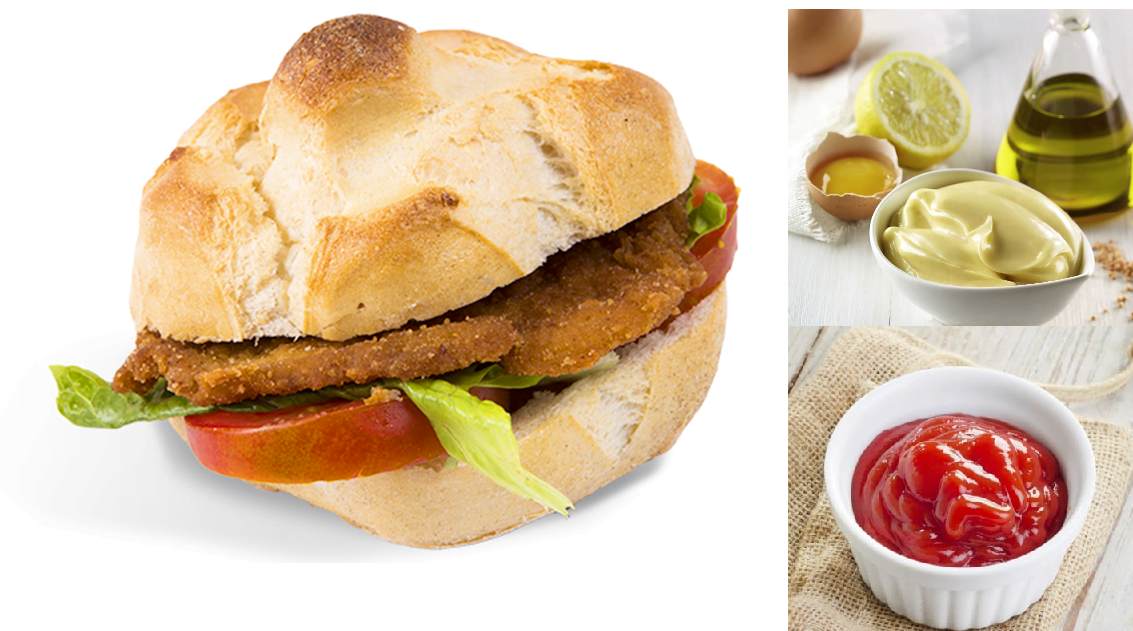 Panino con cotoletta , pomodoro, insalata e salse