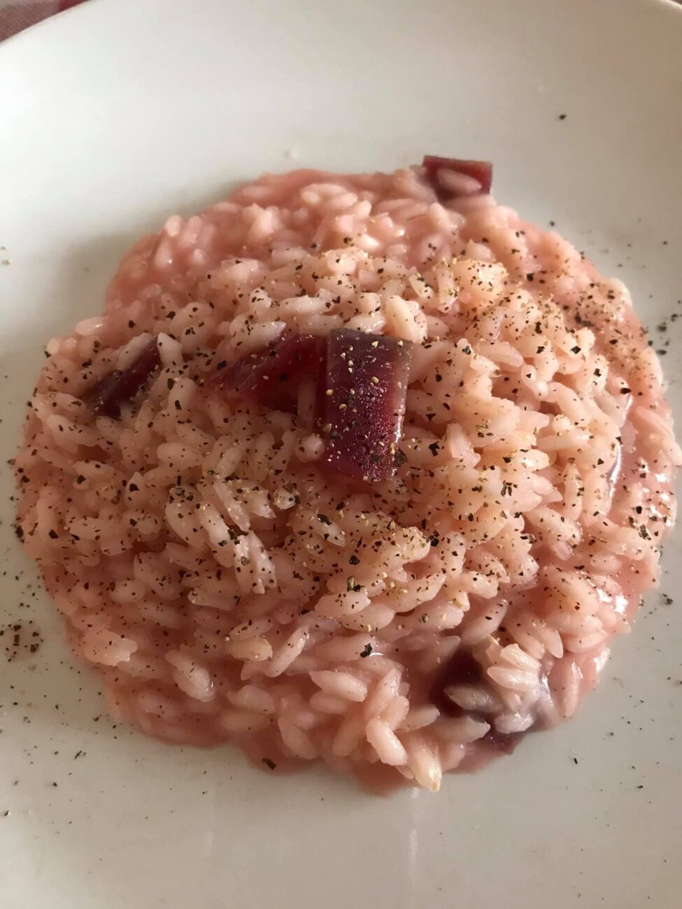Risotto alla barbabietola cremoso al formaggio
