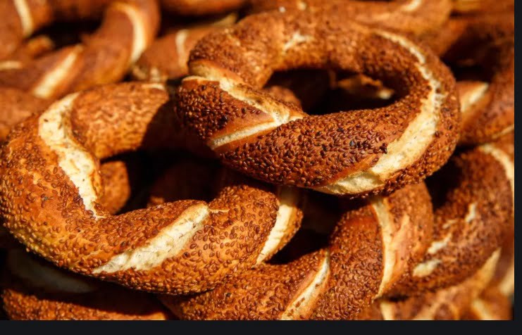 Simit , il pane turco a forma di ciambella
