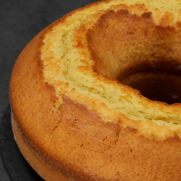 Ciambellone sofficissimo al profumo di agrumi